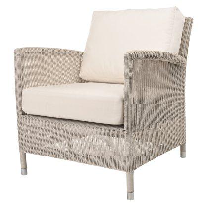 Safi Lounge Chair Image