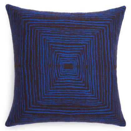 Linear Square Cushion Image