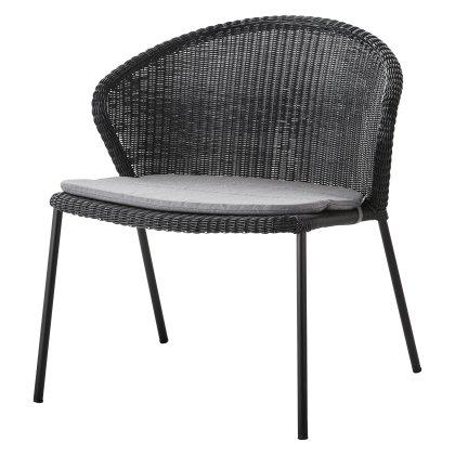 Lean Lounge Chair Image