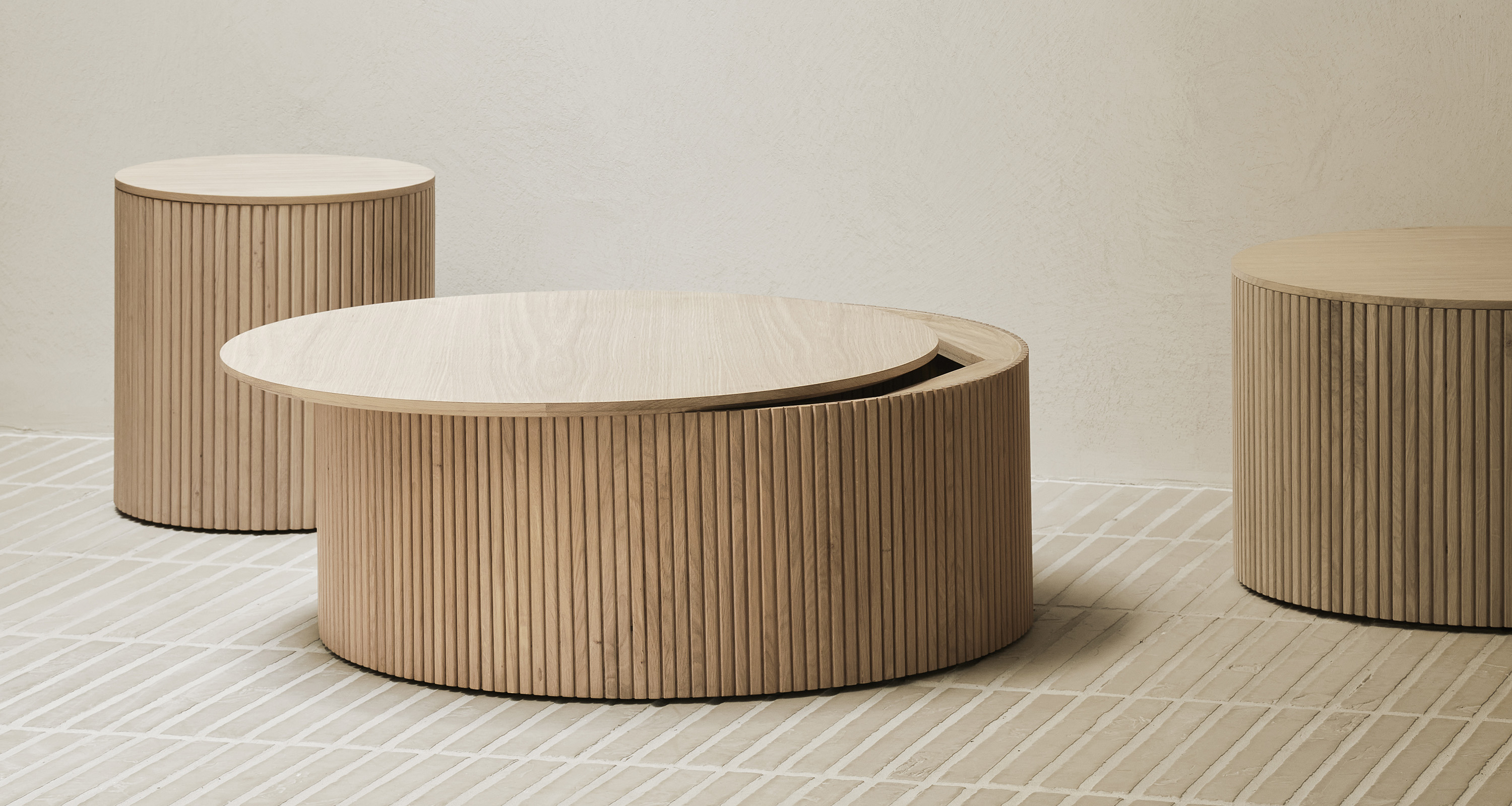 Roller Max Round Coffee Table | Ethnicraft | Rypen
