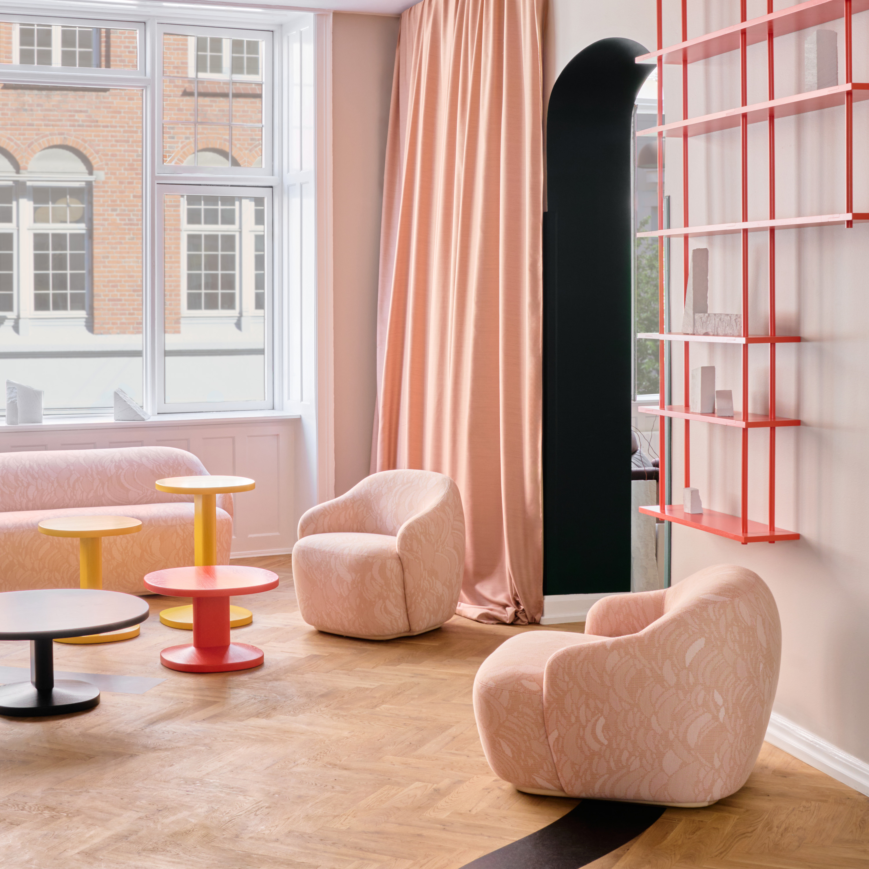 Barba Lounge Chair | Fogia | Rypen