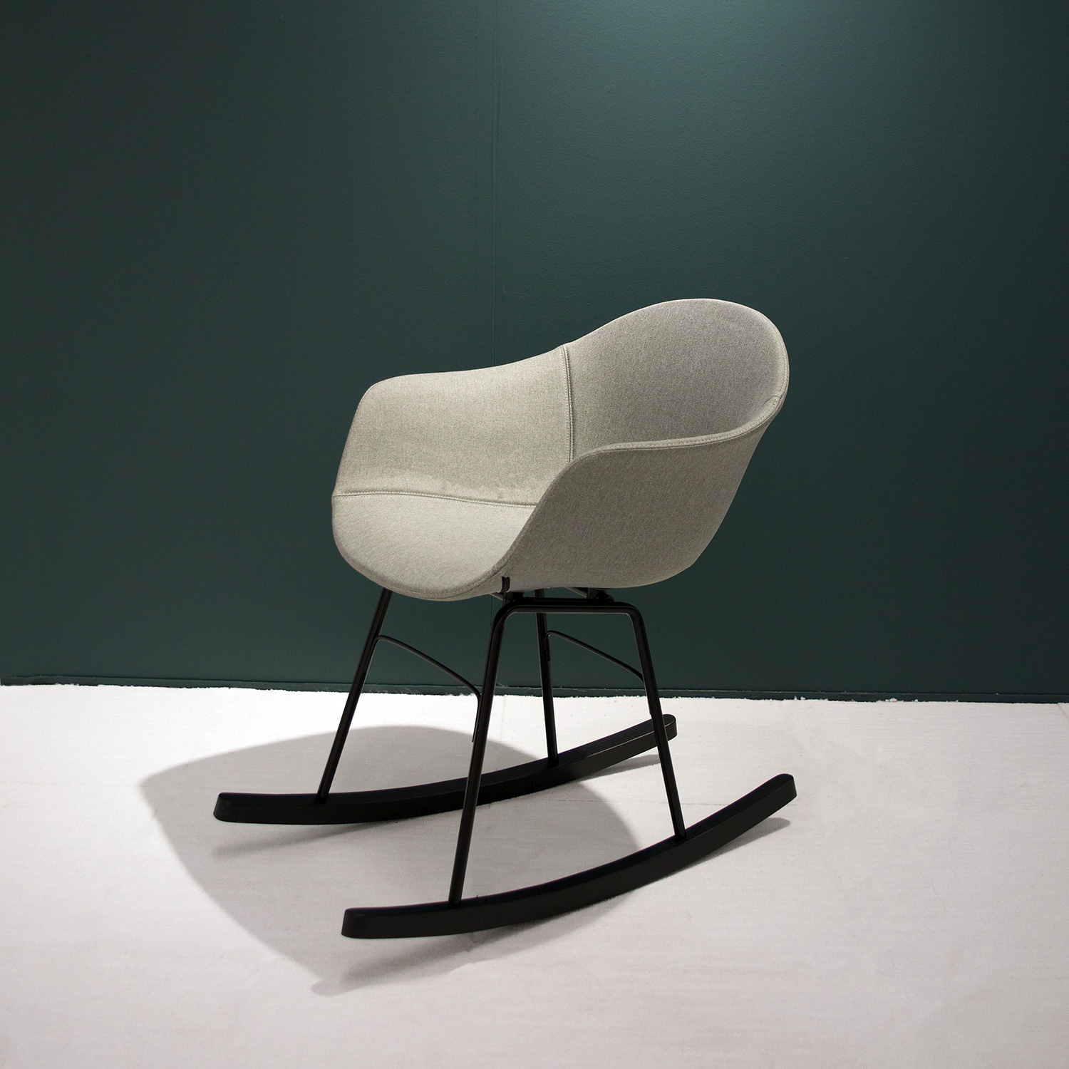 Ta Upholstered Rocking Chair | Toou | Rypen