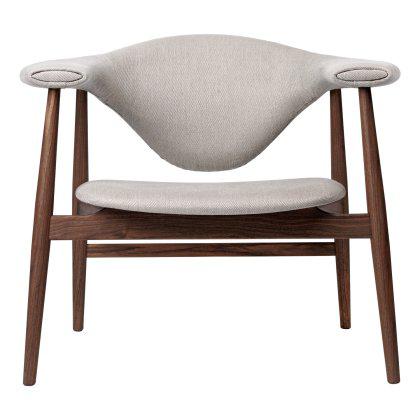 Masculo Lounge Chair Wood Base Image